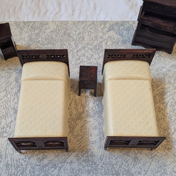 Vintage Renwal Dollhouse Furniture 1950s - Picture 5 of 13